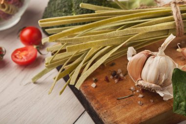 El yapımı makarna arka plan yemek