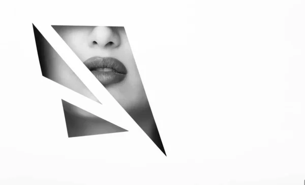 Makeup concept. Lips in geometry paper frame, free space — Stock Photo, Image