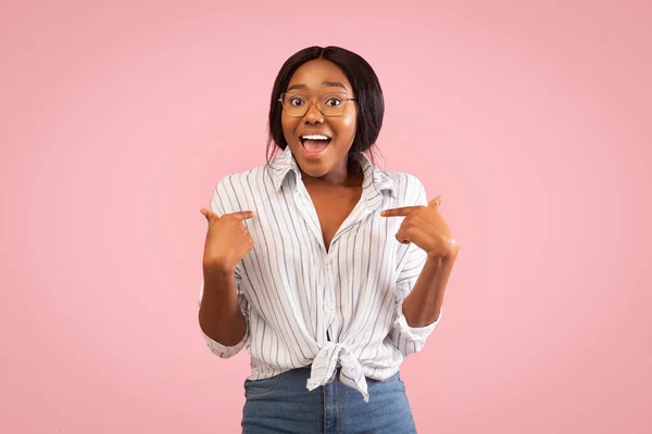 Black Girl Pointing Fingers At Herself Smiling Standing, Studio Shot — Stock Photo, Image