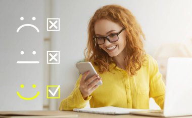 Zeki genç bayan yeni online kursu takdir ediyor.