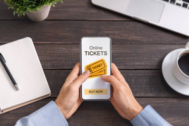 Smartphone 'da Bilet Satın Alma Uygulaması Kullanılıyor