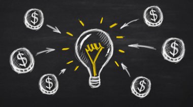 Dolar işaretli bozuk paralarla birlikte beyaz ampul