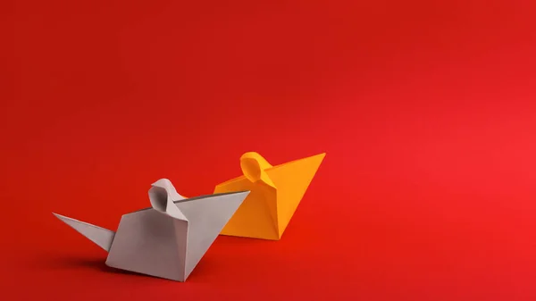 Papier origami van ratten voor Gelukkig Chinees Nieuwjaar — Stockfoto