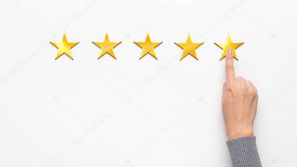 Excellent survey rating for satisfaction presenting by hand