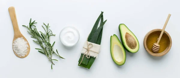 Natural ingredients for making beauty treatment products — 스톡 사진