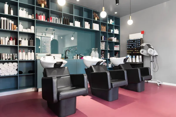 Modern beauty room and hair salon for women — Stock Photo, Image