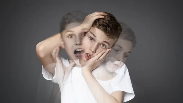 Psychedelische collage van tiener jongen die lijden aan schizofrenie — Stockfoto