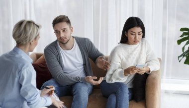 Husband Complaining Psychologist About Wifes Indifference Sitting In Office