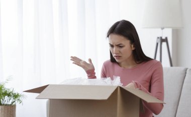Girl consumer having problems with bad shopping order