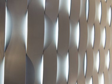 Şehir içi kafeteryadaki arka farlı soyut duvarı görüntüle