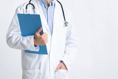 Doktorun elindeki notlar için tablete odaklan