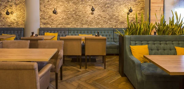 Restoran kosong dengan interior modern, ruang fotokopi — Stok Foto