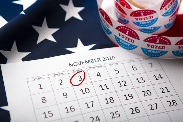 Calendario con il giorno delle elezioni 2020 negli Stati Uniti, bandiera di America — Foto Stock
