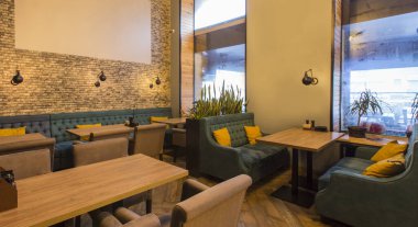 Lokanta veya kafenin iç tasarımı ve atmosferi