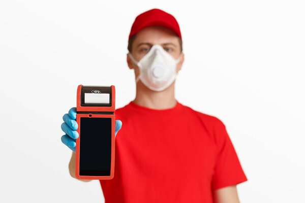 Focus on terminal with blank screen, free space