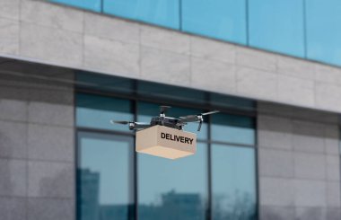 Şehirdeki paketleri teslim eden teknolojik kuadrokopter.