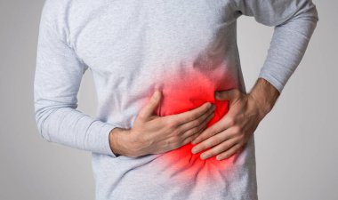 Karaciğerdeki ağrı kırmızıyla vurgulanır.