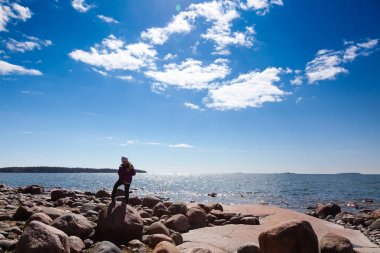 Helsinki Beach'te taş