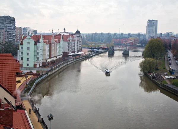 Kaliningrad. Mattina sul lungomare — Foto Stock