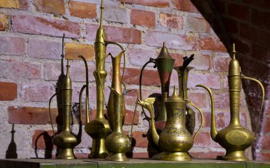 Kale 11 kafede oryantal gemiler