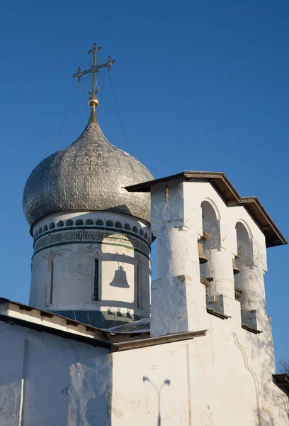 Gruuthuse Müzesi ve kupon Peter ve Paul Kilisesi