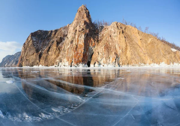 バイカル湖の冬の美しい景色 — ストック写真