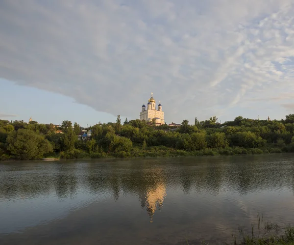 Kasaba Yelets, Lipetsk bölge katedralde yükseliş