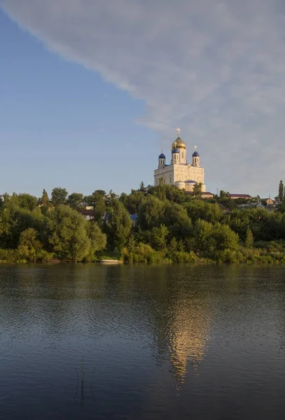 Kasaba Yelets, Lipetsk bölge katedralde yükseliş