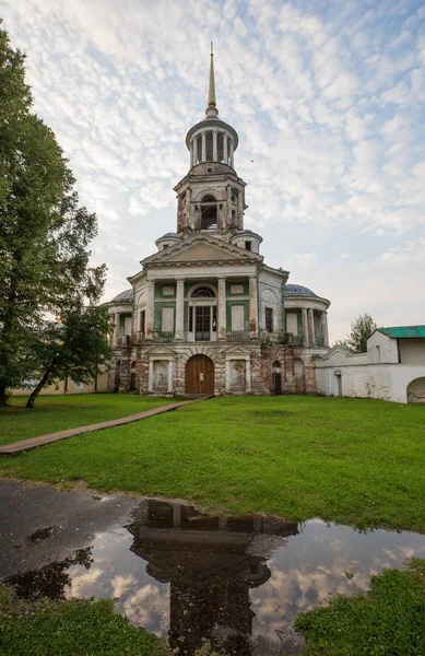Torzhok Antik şehir Borisoglebsky Manastırı