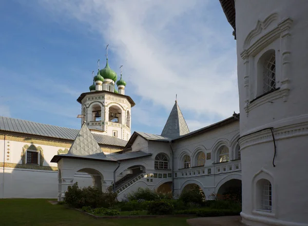 Nikolo-Vyazhishsky μοναστήρι κοντά στο Νόβγκοροντ — Φωτογραφία Αρχείου