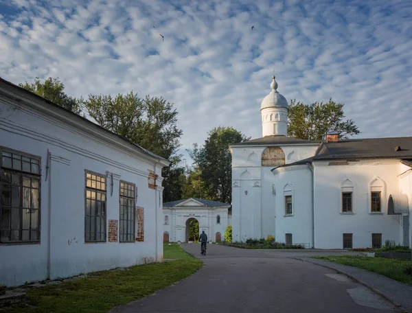 Антониевский монастырь - одно из самых живописных мест Вели — стоковое фото