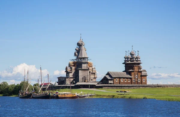 Kizhi, un museo de arquitectura de madera — Foto de Stock