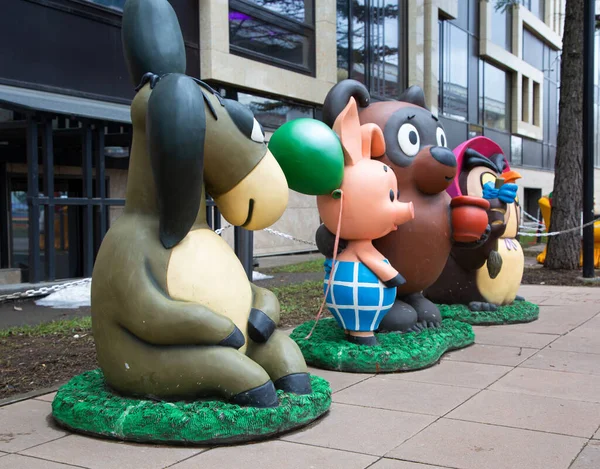 19 Şubat 2020 Soyuzmultfilm binasının etrafında yürüyüş