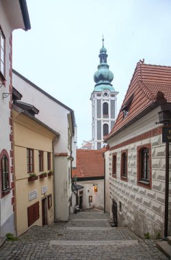 Çek Cumhuriyeti sokakları boyunca yürü - Krumlov