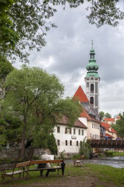 Çek Cumhuriyeti sokakları boyunca yürü - Krumlov