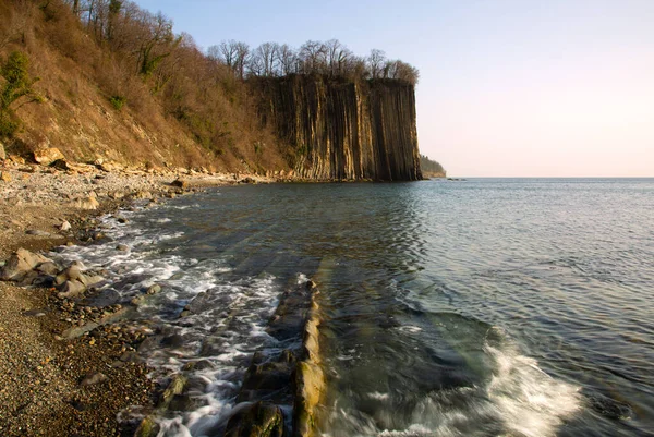 Tuapse Yakınlarındaki Karadeniz Kıyısında Kiseleva Kayası — Stok fotoğraf