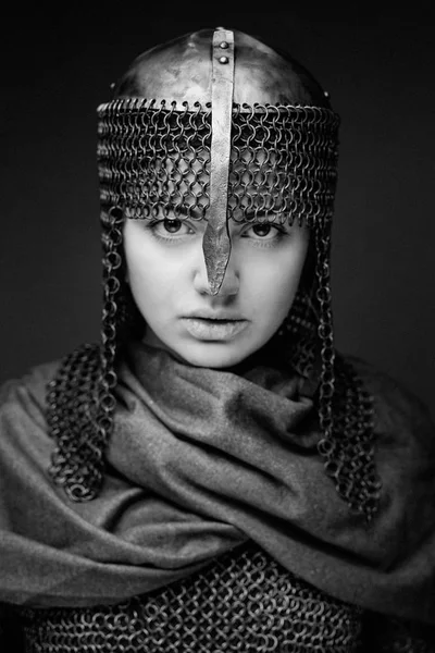 Woman in knight armour — Stock Photo, Image