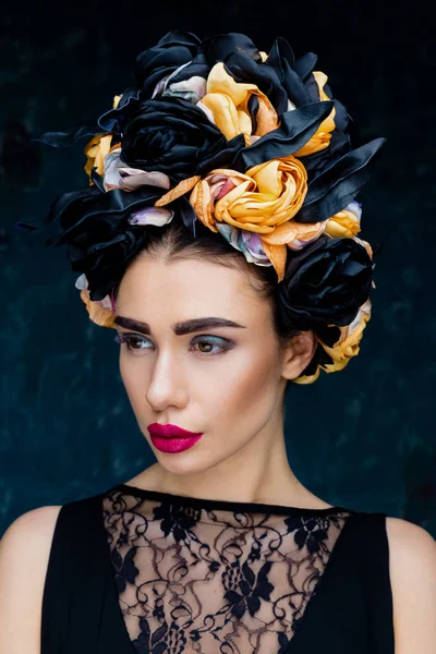 Woman in elegant headdress — Stock Photo, Image