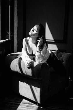 şehvetli kadın Sigara