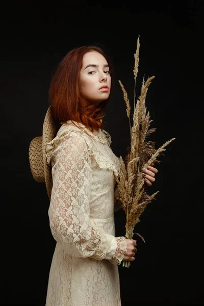 kadın holding kuru reed