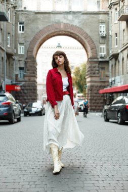 Çekici Genç Kadın