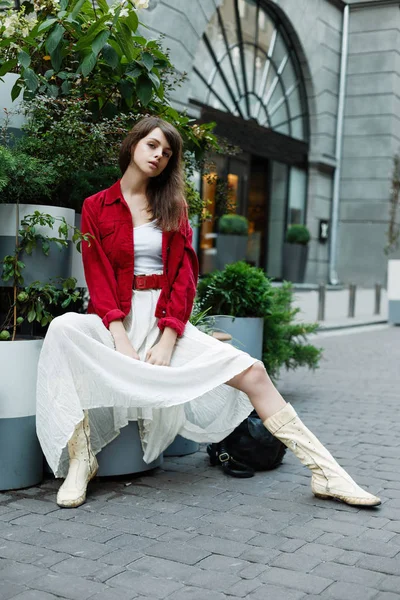 Çekici Genç Kadın