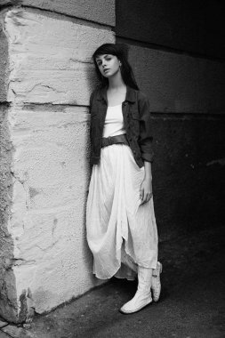 Çekici Genç Kadın