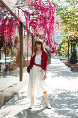 Çekici Genç Kadın