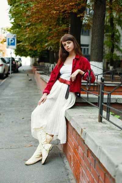 Çekici Genç Kadın