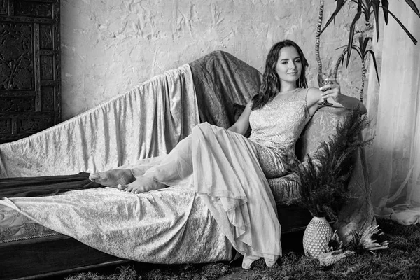 lüks içinde kadın