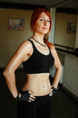  Sportif genç bayan.