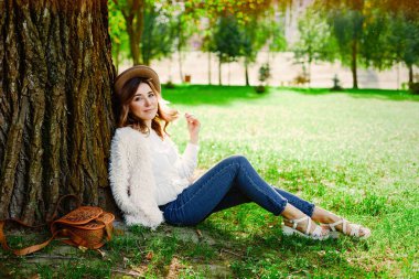 çekici bir kadın Parkı