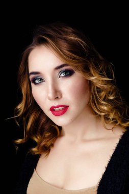 muhteşem bir genç kadın 