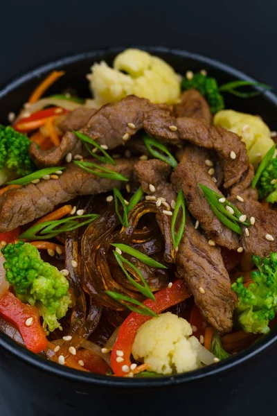 Close View Asian Stir Fry Noodles Vegetables Meat — Stock Photo, Image